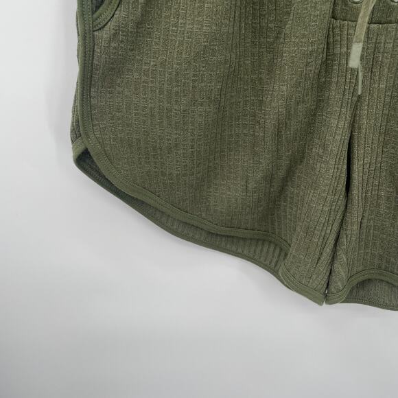 FREE PEOPLE FP Movement Green RIbbed Shorts // XS - Picture 7 of 13